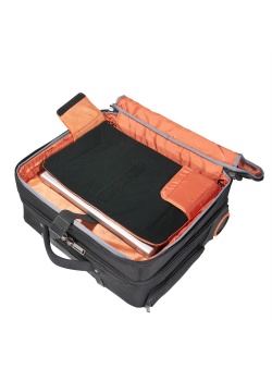Case with wheels EVERKI 16
