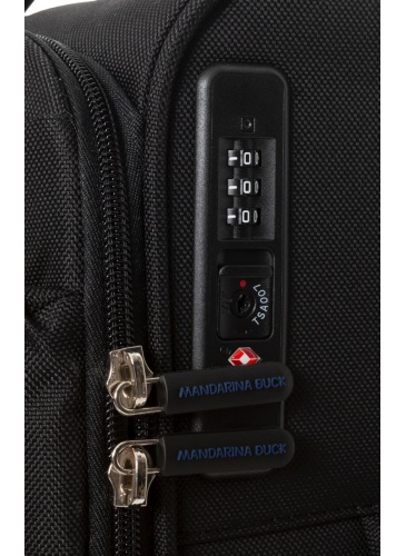 Koferis 55 см MANDARINA DUCK MD20 BLACK
