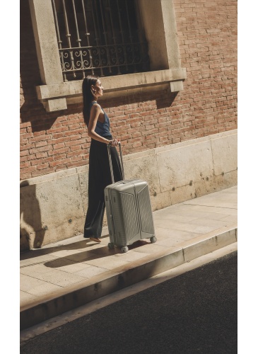 Чемодан 66 cm JUMP EVAE CHAMPAGNE