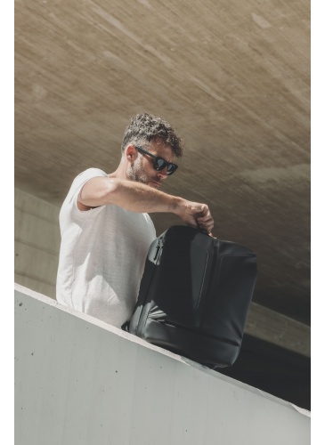 Mugursoma Jump Obsidian 40x25x20 cm ( Ryanair) Black